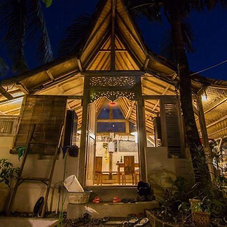 Farmer'S Yard Hostel Canggu  Exterior photo