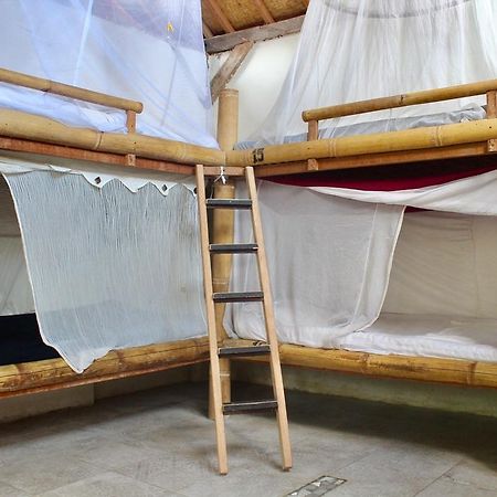 Farmer'S Yard Hostel Canggu  Exterior photo